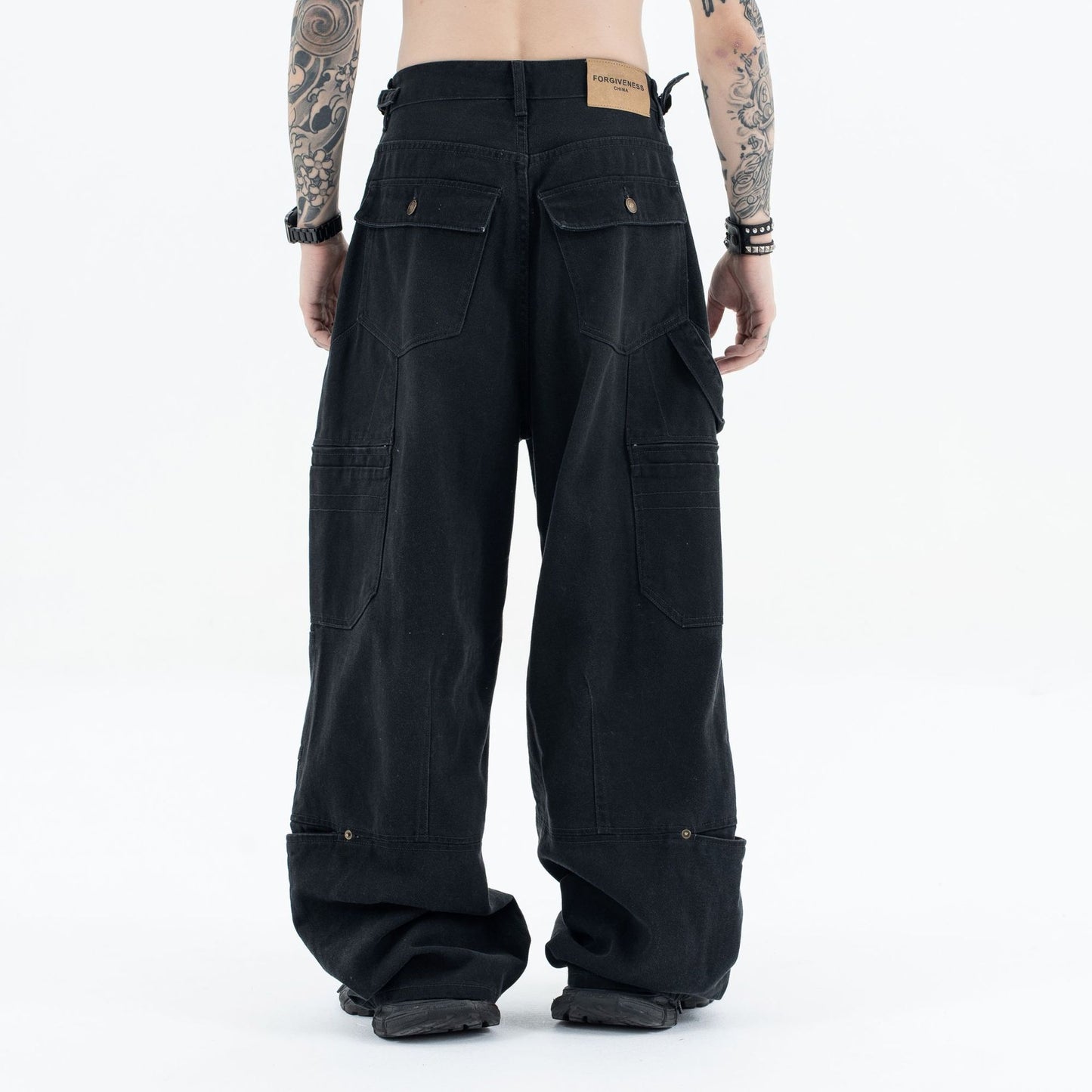 Men's  Loose Fit Wide Leg Washed Multi-Pocket Casual Workwear Jeans